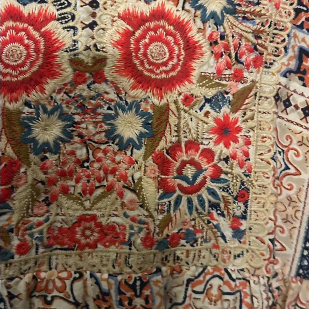 Savanna Jane XL Floral Embroidered Blouse - Picture 3 of 4